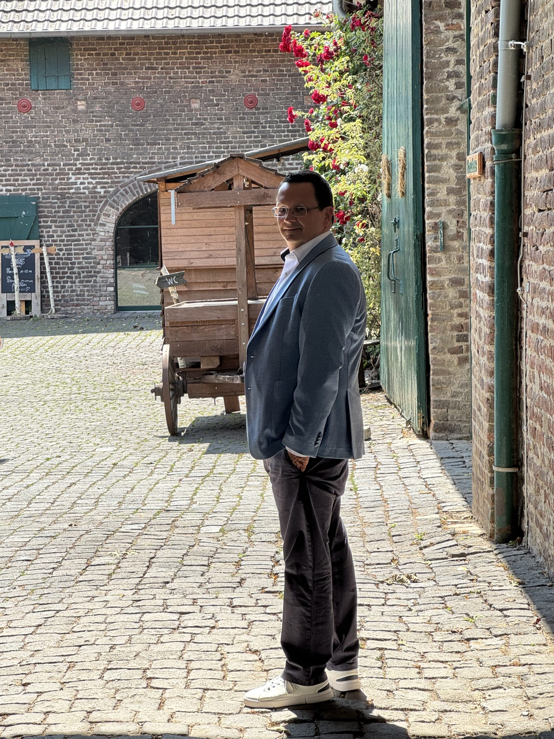 Finanzberater Neuss Tobias als Finanzberater Neuss ein bisschen privater auf einer Hochzeit