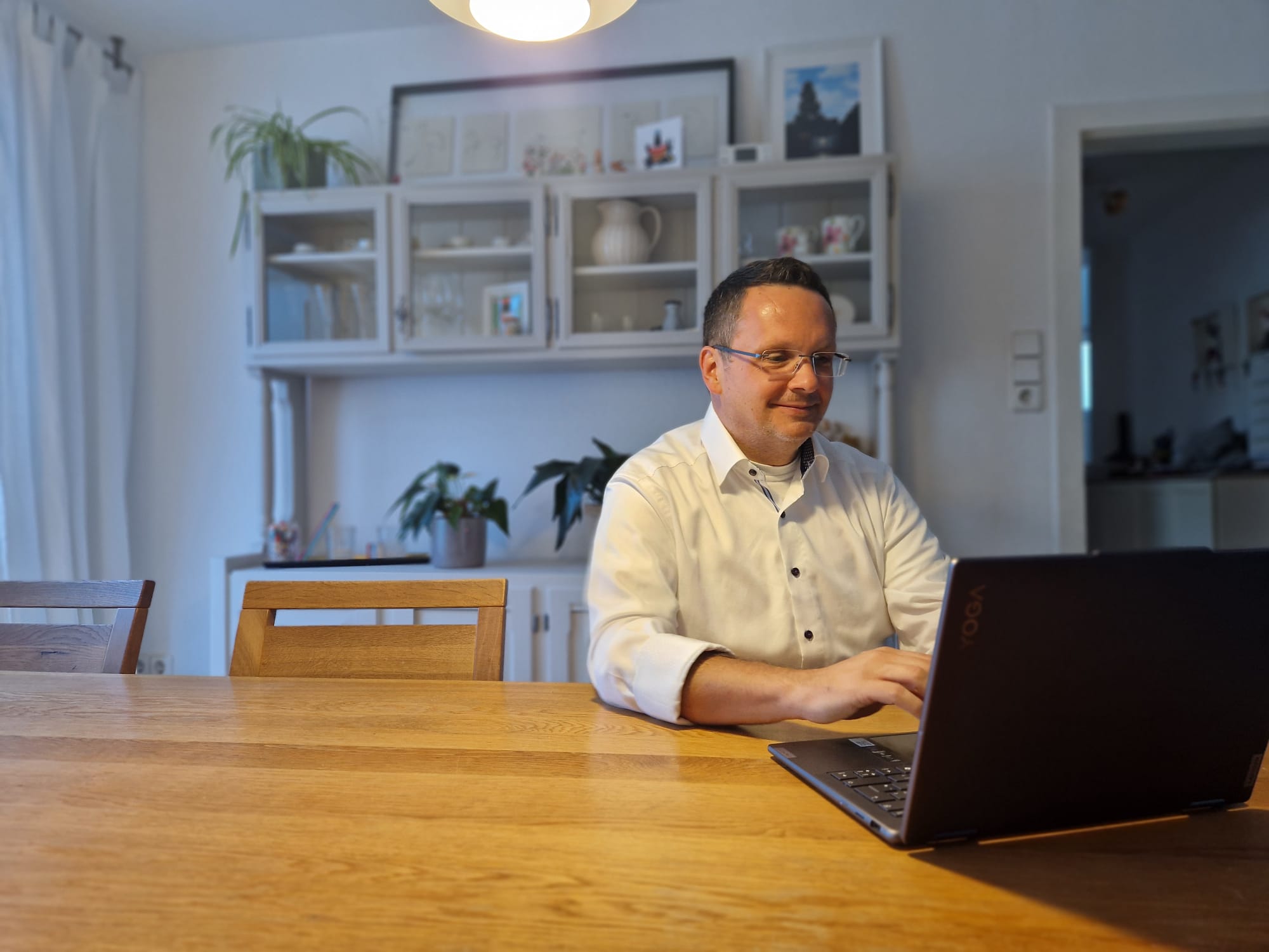 Finanzberateung Neuss Tobias führt eine Finanzberatung Neuss durch